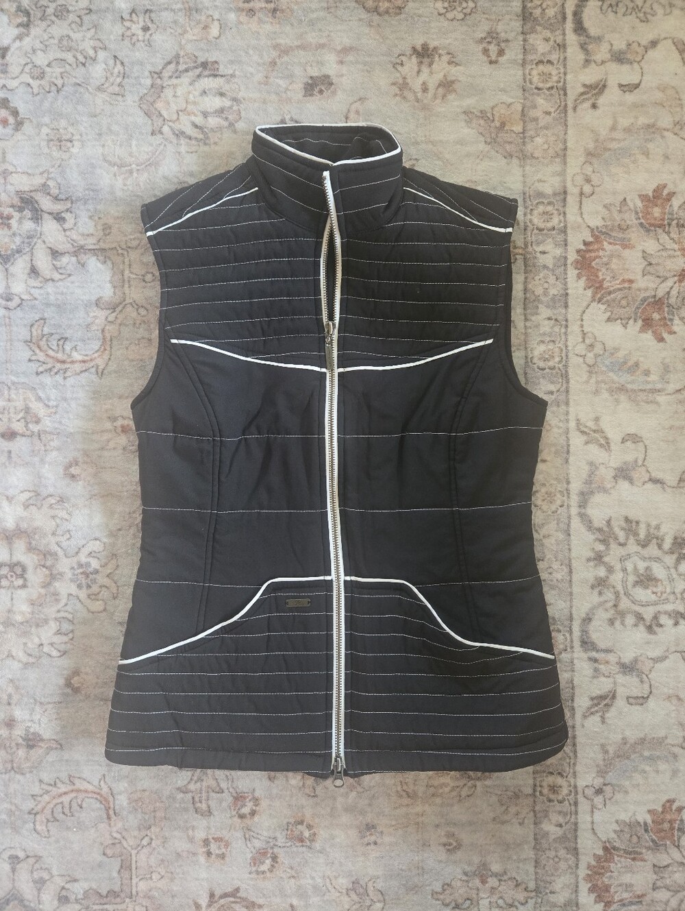 Cutter & Buck Black And White Quilted Vest, Lined, Womens Small, Fitted, Warm